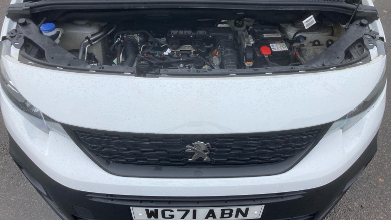 Peugeot Partner Standard Diesel 650 1.5 BlueHDi 75 Professional Premium Van